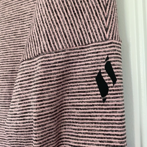 Sketchers Los Angeles Stretch Spandex Hoodie Size Large - Picture 2 of 5